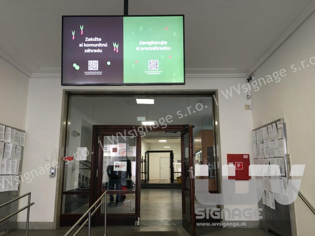 55" LCD display so vzdialenou správou - Magistrát BA